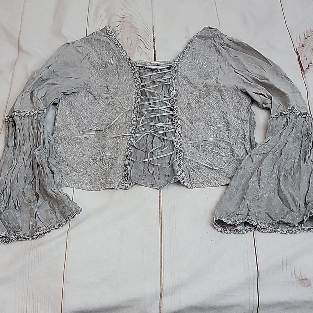 Vintage Embroidered Encounter Top Perfect for Renaissance Festival or Boho Sheek